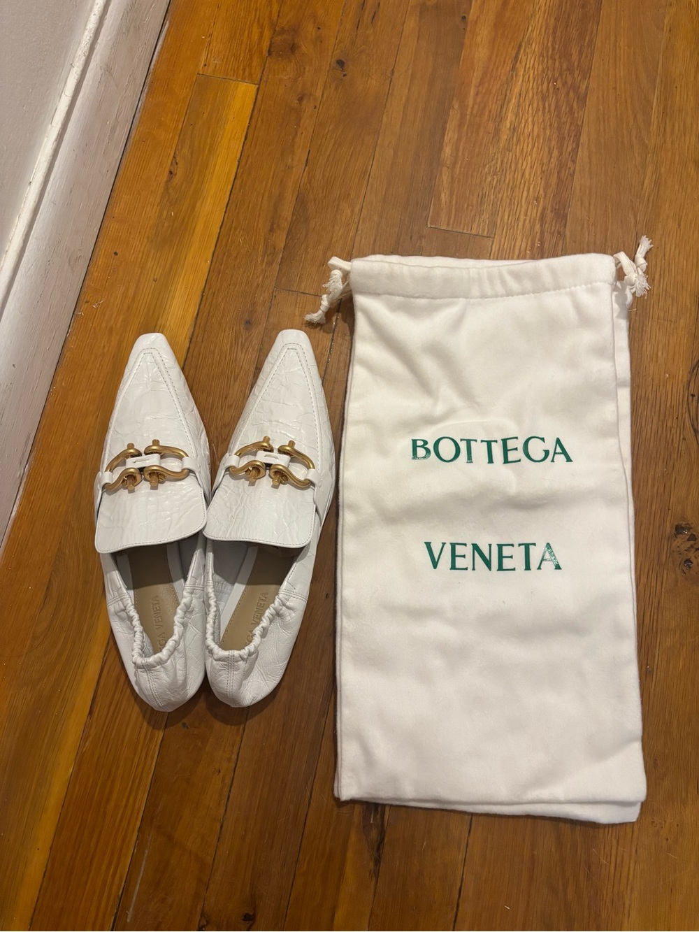 Bottega Veneta White Leather Pointed Loafer Flats with Gold Hardware